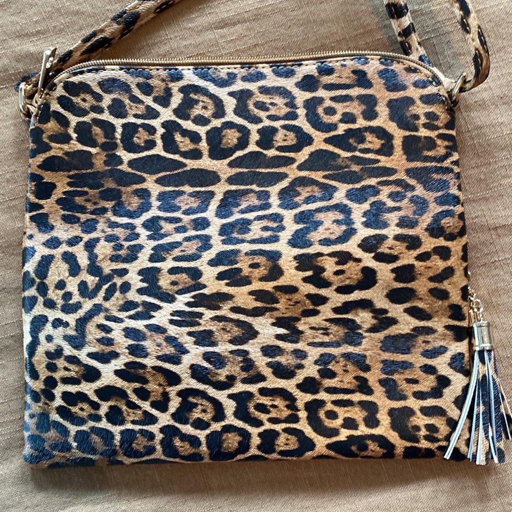 Leopard/ Cheetah Deluxity Handbag NWT